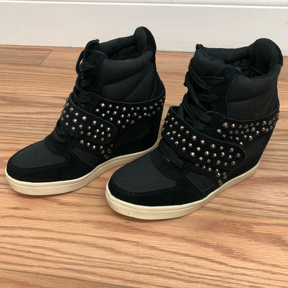 Zigi Soho Women's Wedge Bootie | Studded Black | Fashion Sneaker | Various Sizes